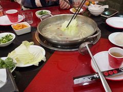 -烧哥美蛙肥肠鱼火锅·十五年社区店