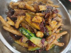 -江城燕子大排档(江汉路步行街店)