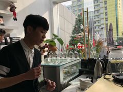 -UNI UNI(环亚凯瑟琳店)