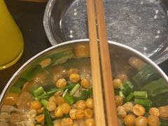 -鸿顺老铁锅美蛙鱼府(解放碑店)