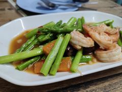 芦笋炒虾-Kat's Kitchen