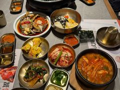 -草家酱蟹炭火烤肉店(珲春南路一店)
