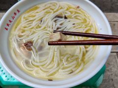 -文山荷鲜居(翠湖店)