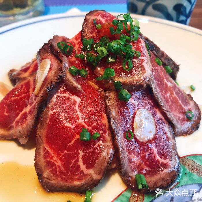 彩和之美自助日本料理生牛肉图片