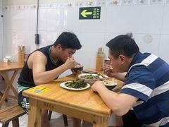 -朱大嘴肥肠血旺(福字街店)