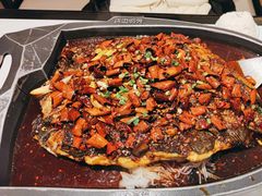-江边城外烤全鱼(龙德广场店)