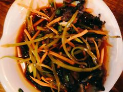 麻辣无骨鸡爪-三生小馆(亭知路店)