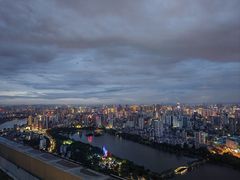 -南湖名都·景湖轩全日制餐厅·海鲜自助·东南亚风味·临湖而食