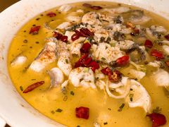 老坛酸菜鱼-永安鱼庄·镇江菜(丁卯店)