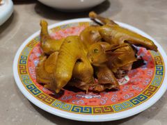 秘制客家盐焗乳鸽-燊荣记(北京路店)