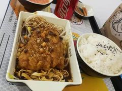 -鲲少爷烤鱼饭.螺蛳粉·清真(爱琴海店)