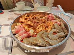 -黄记煌三汁焖锅(新佳丽江汉路店)