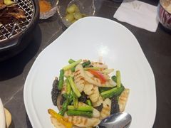 -海派悦庭·海胆烧麦·新融合菜(凯德广场店)