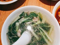 -诚铭记·虾仁汤包·成都小吃(融创店)