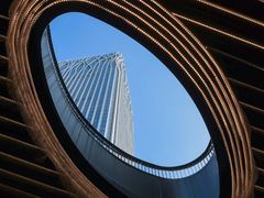 -东方体育中心(地铁站)