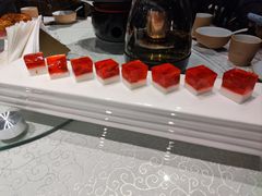 椰香双色糕-萃華楼(王府井店)