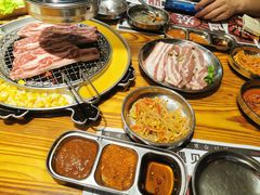 -青瓦炭韩潮烤肉(花园道店)