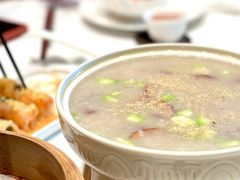 -景月阁空中食府(希尔顿酒店)