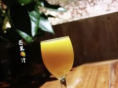 鲜榨芒果汁-四季厨房 鲁菜·孔府烤鸭(高新万达店)