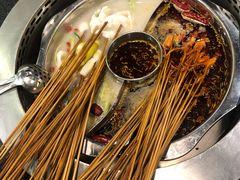 -佰人王串串香火锅(洋珠巷店)