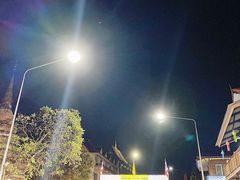 -周日夜市