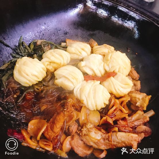 村姑铁锅炖江鱼(电业局店)