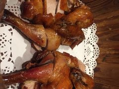 胡桃里招牌烤鸡-胡桃里乐队酒馆(鎏嘉码头店)