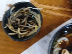 -丽虹云南过桥米线(兴工街店)