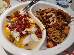 -禄鼎记·排队俩小时都要吃的酸菜鱼(石牌桥店)