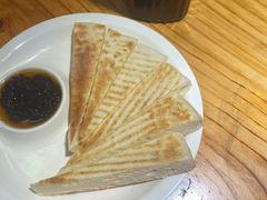 地锅馍-小小河边鱼(天润城店)