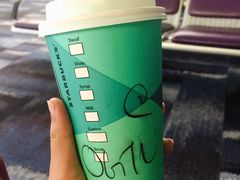 -星巴克(香港国际机场44号闸店)