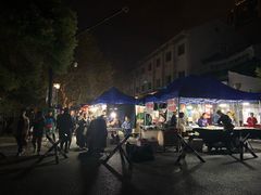-吴山路夜市