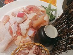 -洪氏嗨捞·猪肚鸡火锅(阳光天地店)