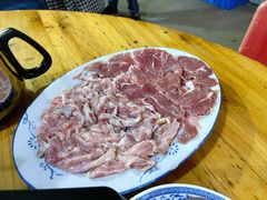 天衣無縫拚一兩肉-华哥新鲜猪精品美食