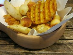 -HIGH FIVE哈福手工汉堡(桂林路店)