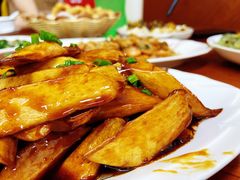 油焖茭白-胡子饮食店