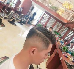 -尼特斯男士发型馆