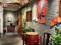 -挂旗柴锅鸡(蚌山区嘉年华店)