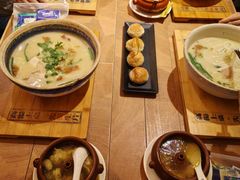 -上坐过桥米线(顺城店)