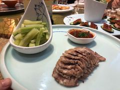 -山明水秀大饭店