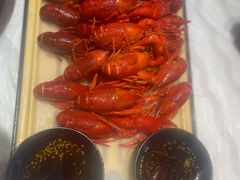-肥肥虾庄·金牌油焖大虾(首义路店)