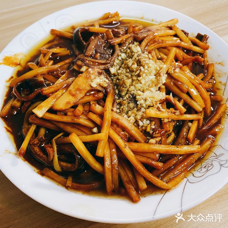 工作半天后感觉血槽已空，赶紧回家补一补