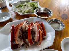 -黄记四更烤乳猪店