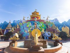 -七彩云南欢乐世界