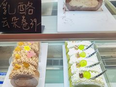 -卷们·现制生日蛋糕·蓝风车动物奶油(金源店)