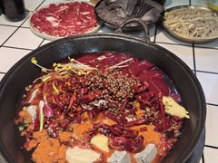 -扎起市井老火锅(乐山总店)