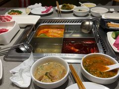 -海底捞火锅(曹安公路店)