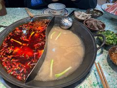 -鸿姐老火锅(疁城新天地店)