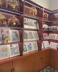 -喜爱高定婚纱摄影