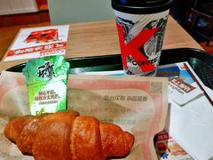 -肯德基(洛川店)